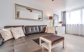 Rentplanet - Apartament Bialowieska